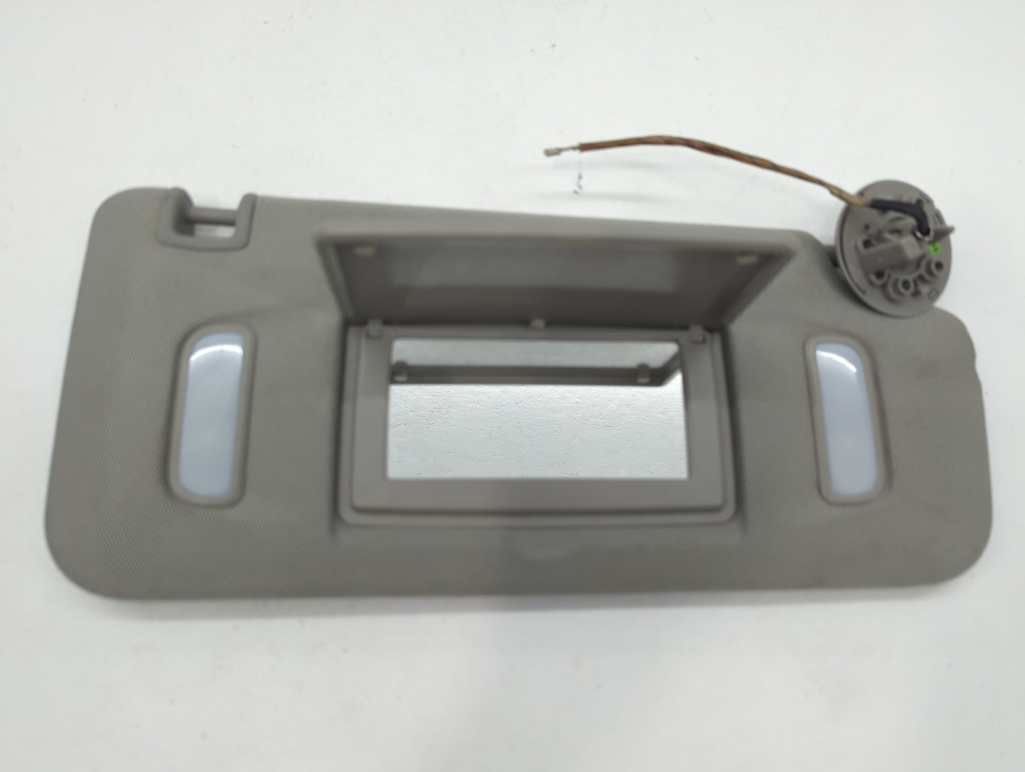 2010-2017 Chevrolet Equinox Sun Visor Shade Replacement Passenger Right Mirror Fits Fits 2010 2011 2012 2013 2014 2015 2016 