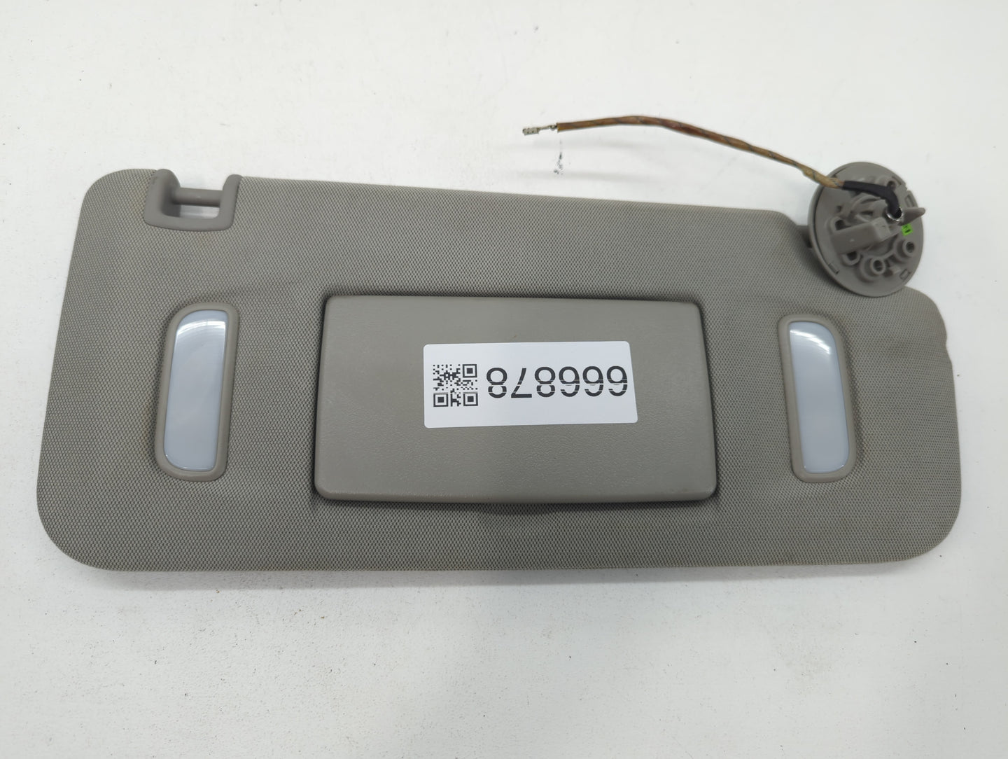 2010-2017 Chevrolet Equinox Sun Visor Shade Replacement Passenger Right Mirror Fits Fits 2010 2011 2012 2013 2014 2015 2016 