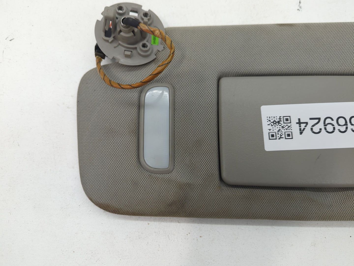 2010-2017 Chevrolet Equinox Sun Visor Shade Replacement Driver Left Mirror Fits Fits 2010 2011 2012 2013 2014 2015 2016 2017