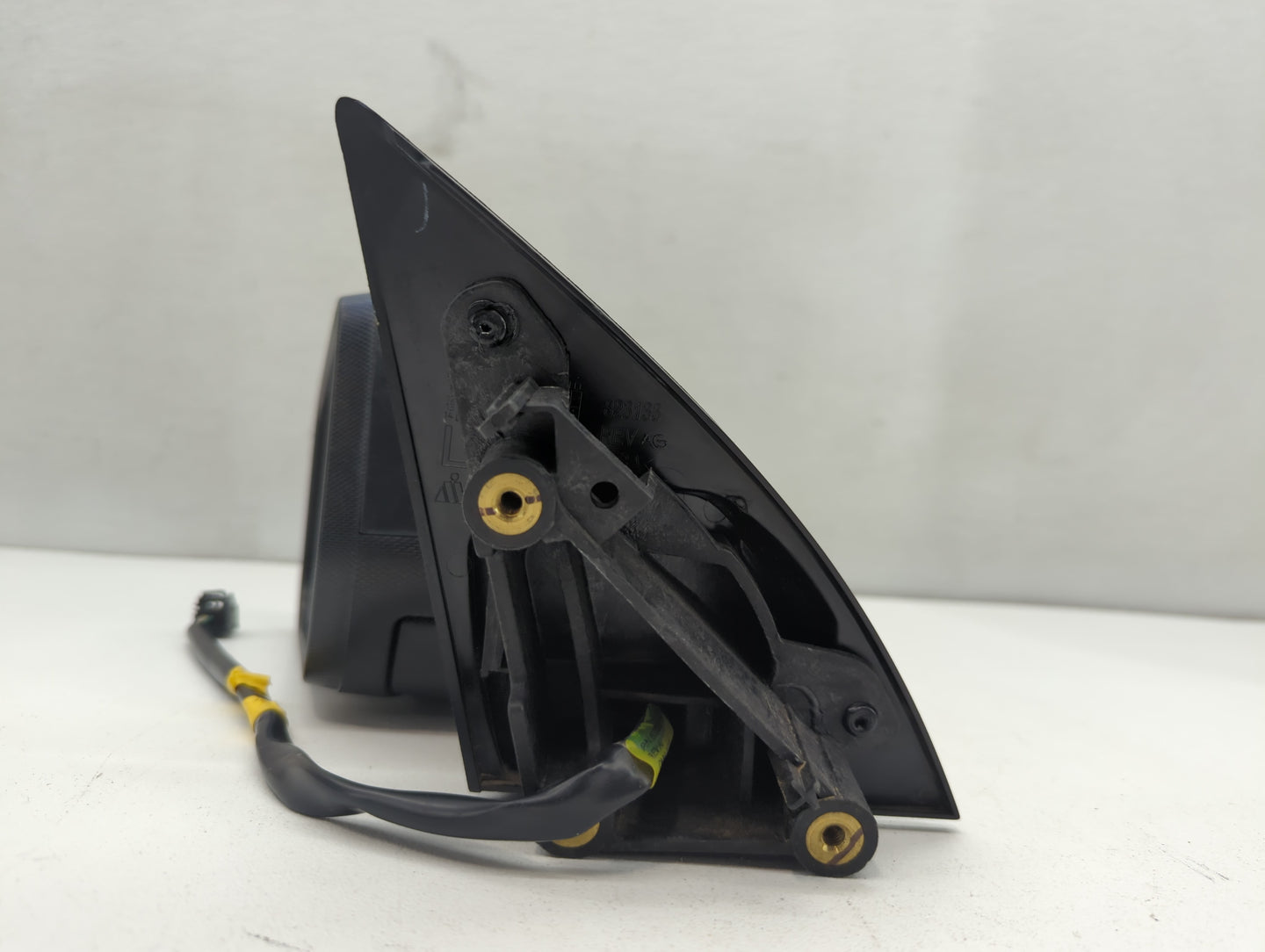 2015-2017 Chevrolet Equinox Driver Side View Mirror - Left Door Mirror OEM Used - Oemusedautoparts1.com