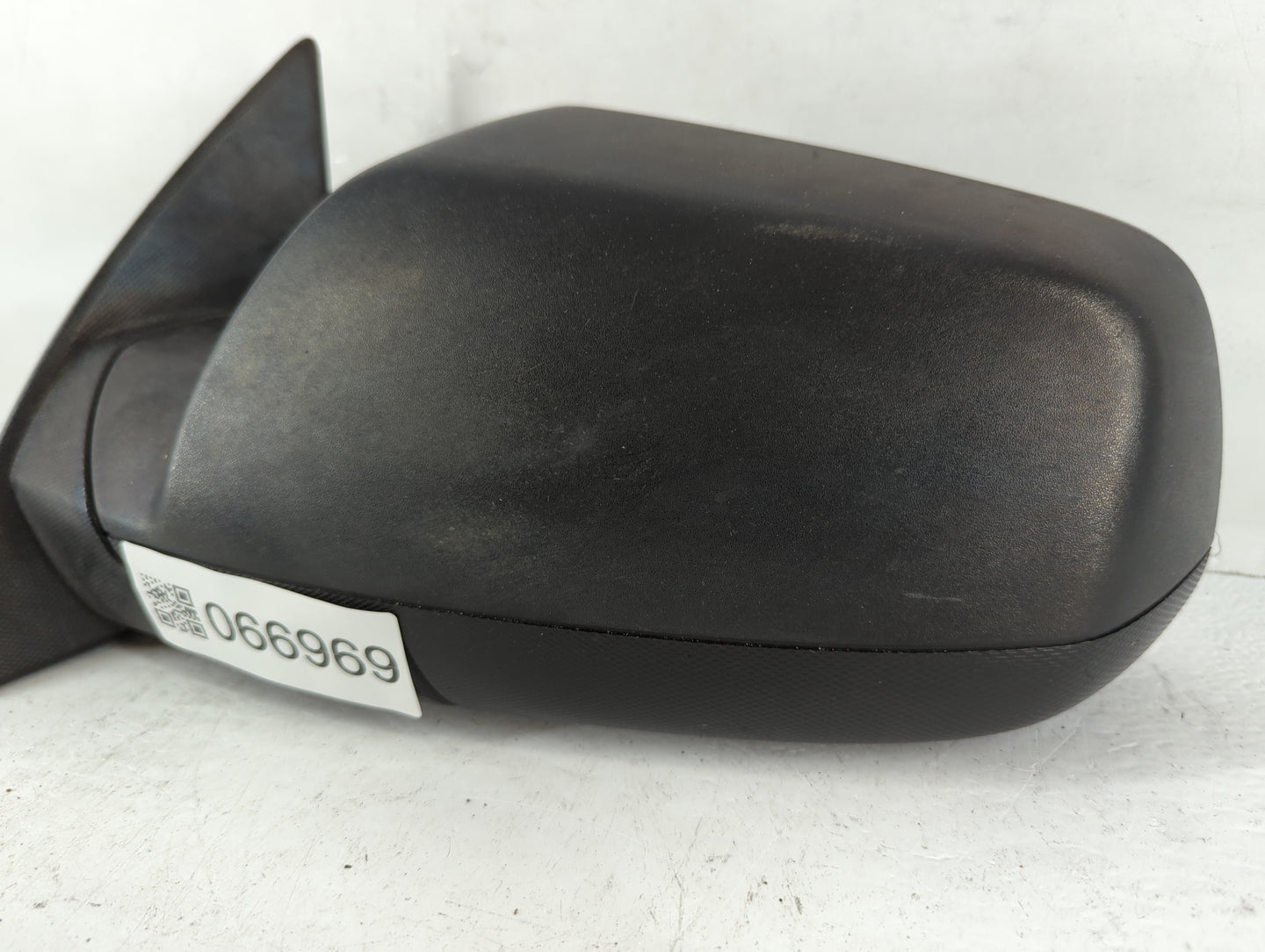 2015-2017 Chevrolet Equinox Driver Side View Mirror - Left Door Mirror OEM Used - Oemusedautoparts1.com