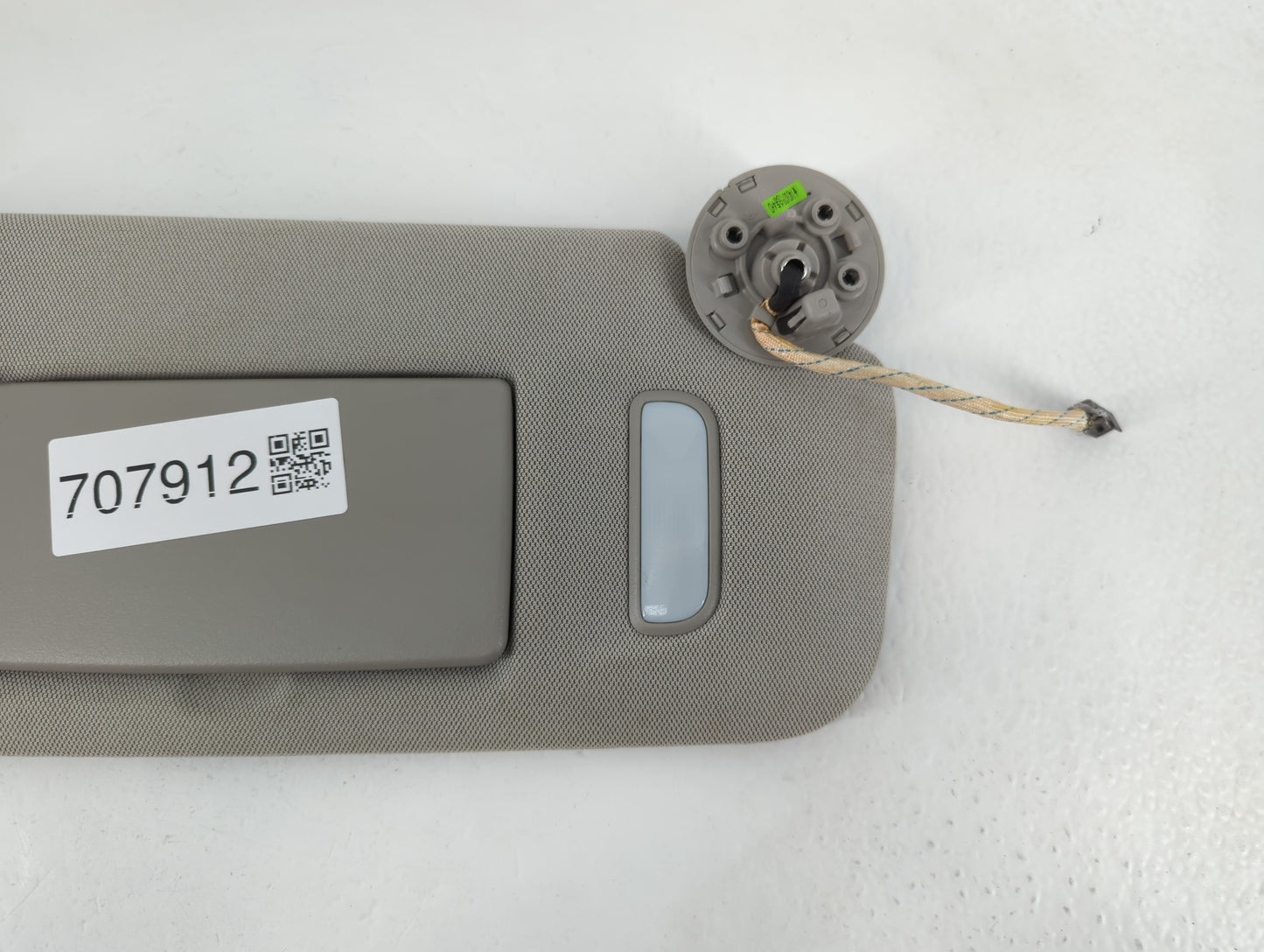 2010-2017 Chevrolet Equinox Sun Visor Shade Replacement Passenger Right Mirror Fits Fits 2010 2011 2012 2013 2014 2015 2016 