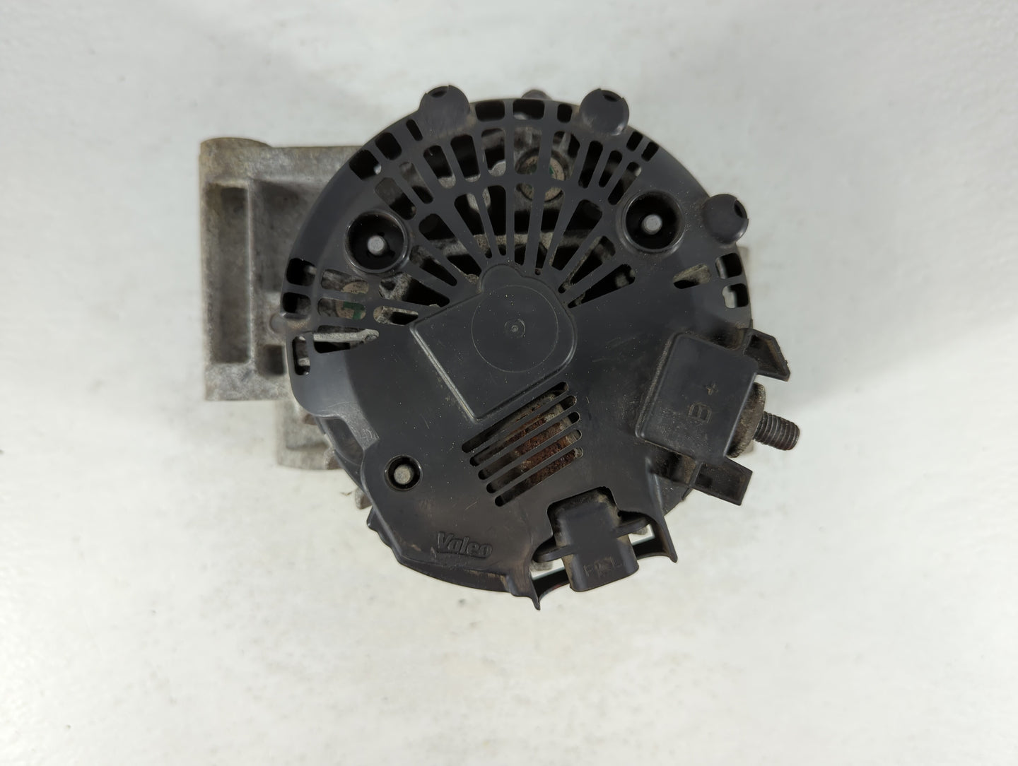 2010-2017 Chevrolet Equinox Alternator Replacement Generator Charging Assembly Engine OEM P/N:2620360 13588328 Fits OEM Used