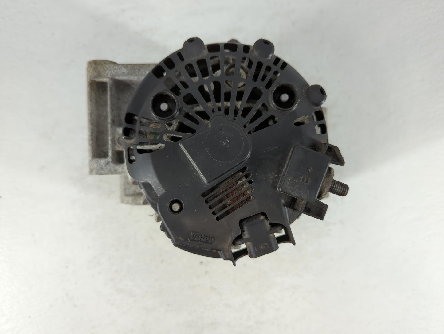 2010-2017 Chevrolet Equinox Alternator Replacement Generator Charging Assembly Engine OEM P/N:2620360 13588328 Fits OEM Used