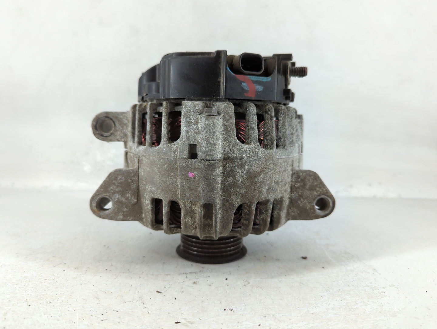 2010-2017 Chevrolet Equinox Alternator Replacement Generator Charging Assembly Engine OEM P/N:2620360 13588328 Fits OEM Used