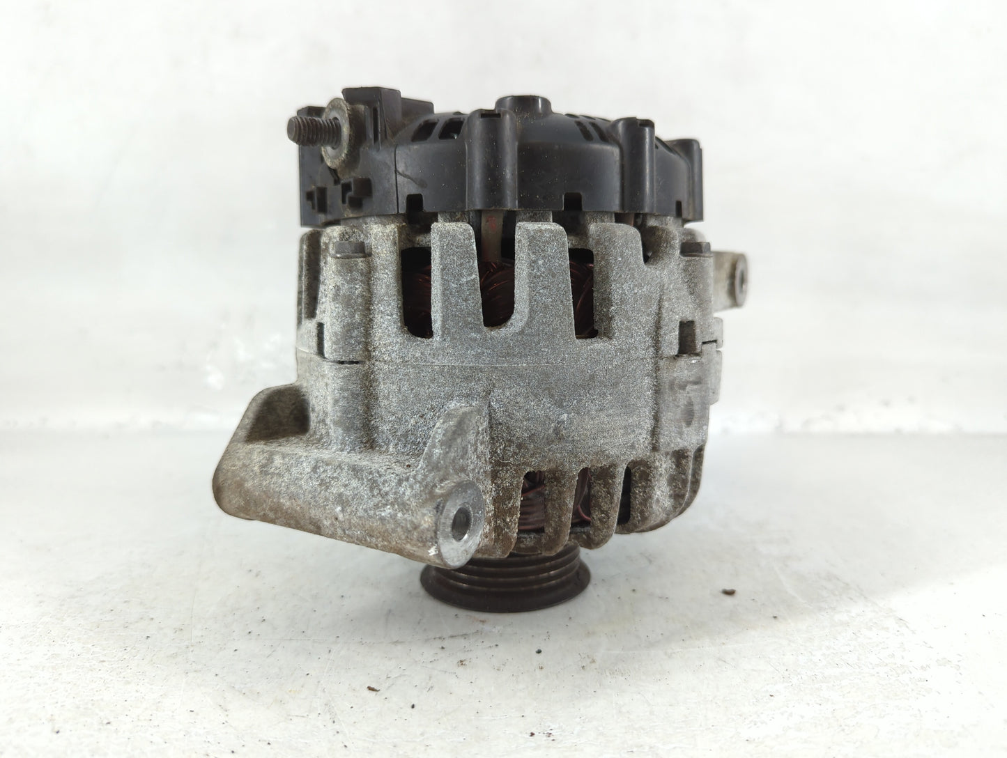 2010-2017 Chevrolet Equinox Alternator Replacement Generator Charging Assembly Engine OEM P/N:2620360 13588328 Fits OEM Used
