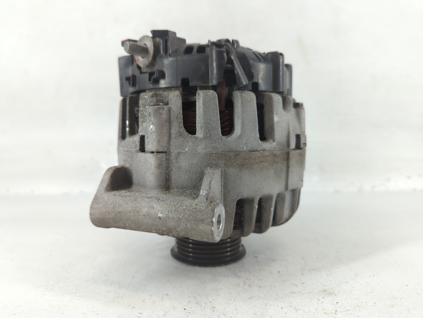 2010-2017 Chevrolet Equinox Alternator Replacement Generator Charging Assembly Engine OEM P/N:2620360 13588328 Fits OEM Used
