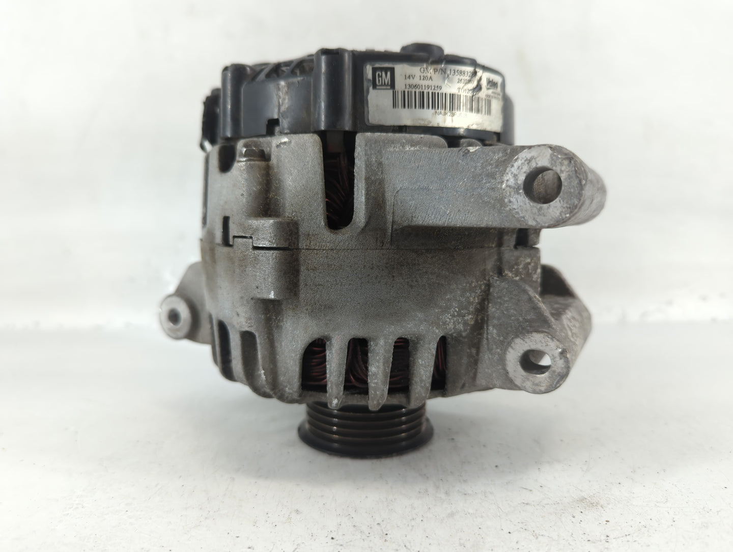 2010-2017 Chevrolet Equinox Alternator Replacement Generator Charging Assembly Engine OEM P/N:2620360 13588328 Fits OEM Used