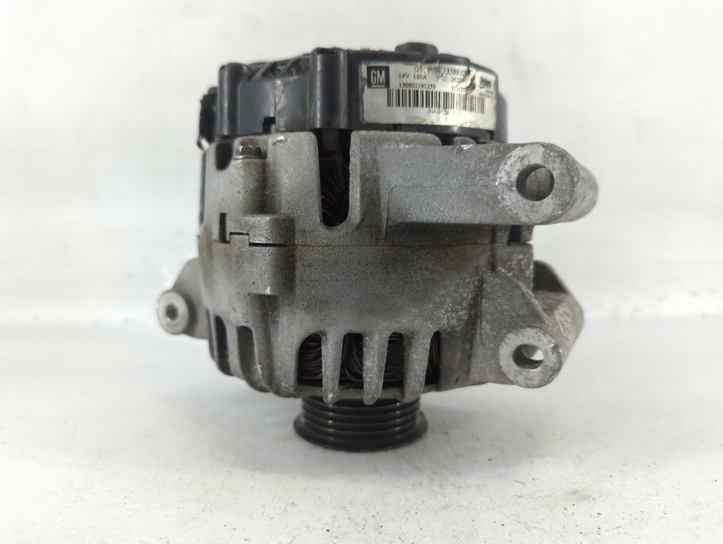 2010-2017 Chevrolet Equinox Alternator Replacement Generator Charging Assembly Engine OEM P/N:2620360 13588328 Fits OEM Used