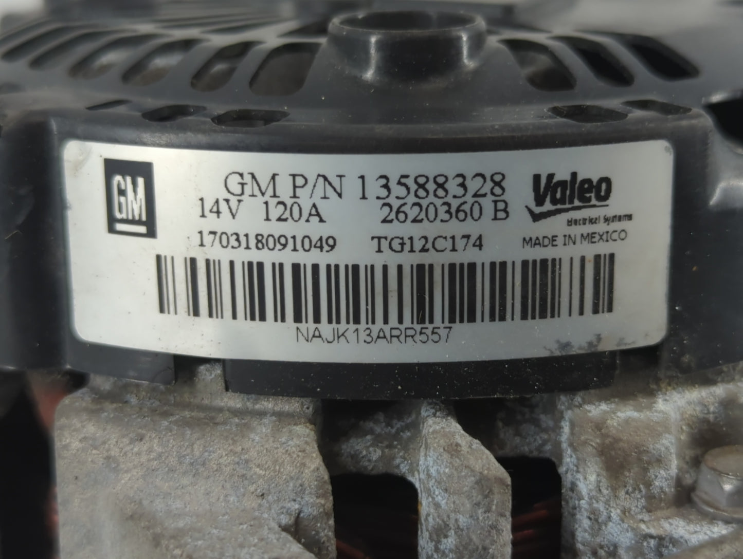 2010-2017 Chevrolet Equinox Alternator Replacement Generator Charging Assembly Engine OEM P/N:2620360 13588328 Fits OEM Used