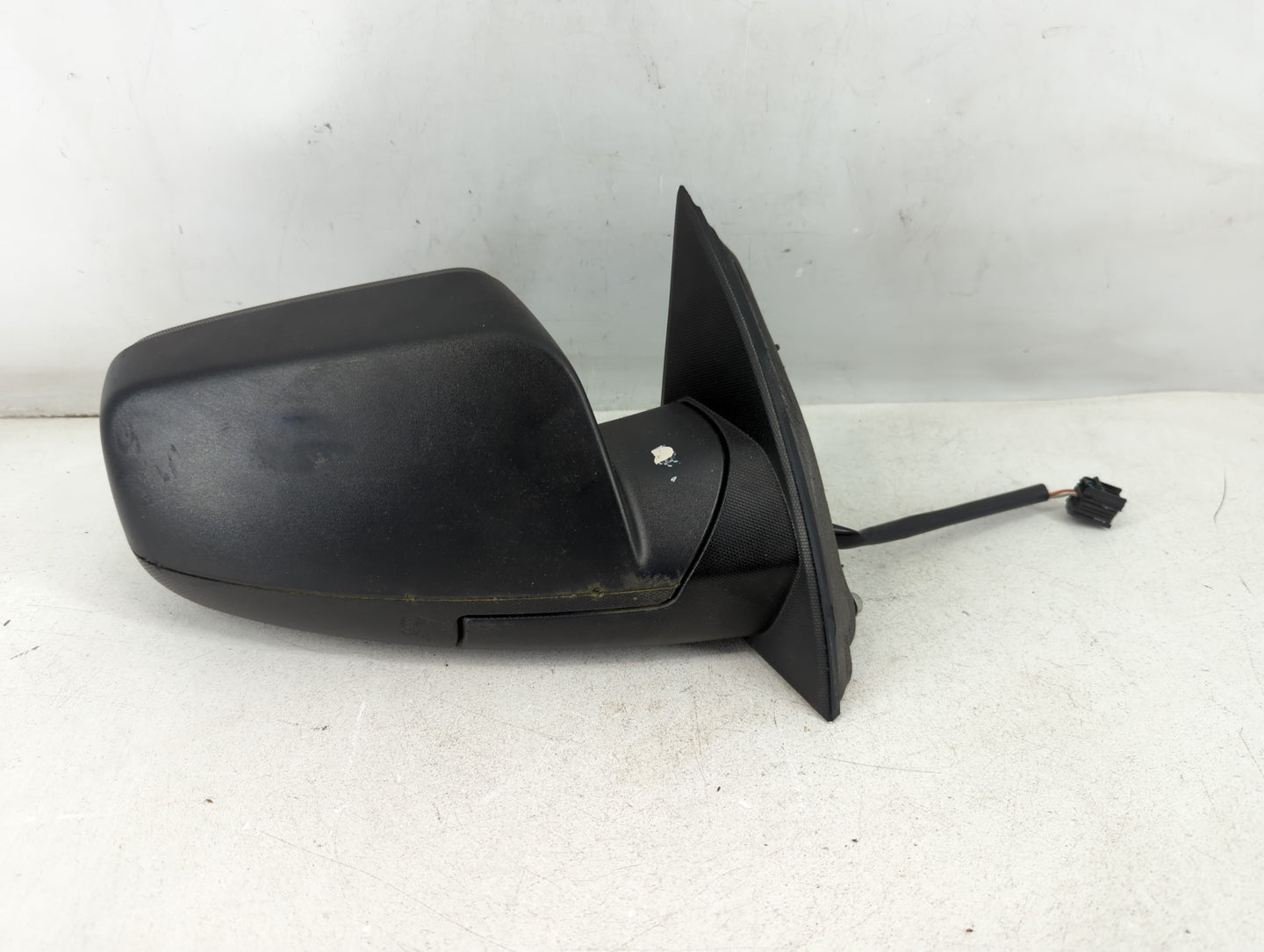 2015-2017 Chevrolet Equinox Passenger Right Side View Manual Door Mirror - Oemusedautoparts1.com