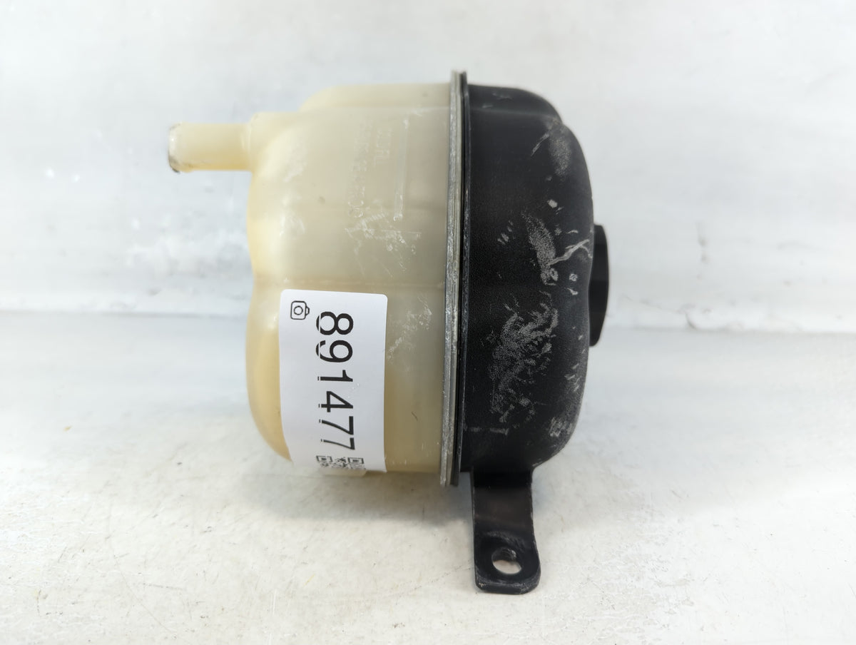 2010 Chevrolet Equinox Radiator Coolant Overflow Expansion Tank Bottle 891477 - Oemusedautoparts1.com