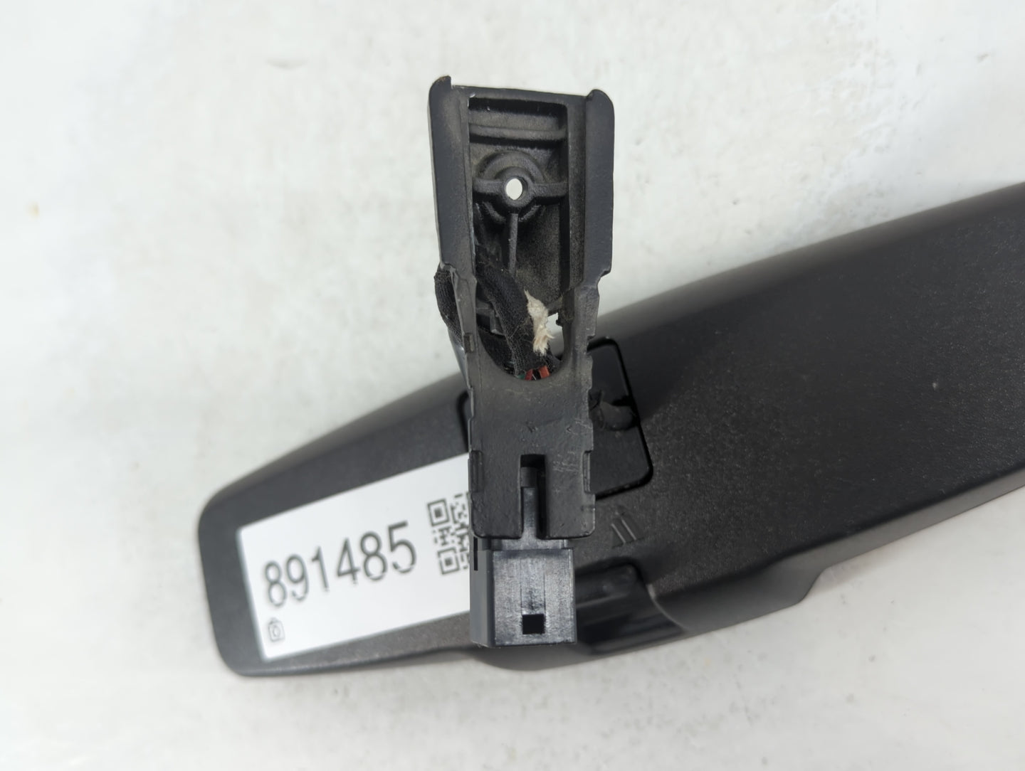 2010-2017 Chevrolet Equinox Interior Rear View Mirror Replacement OEM P/N:E11046392 IE11026392 Fits OEM Used Auto Parts - Oe
