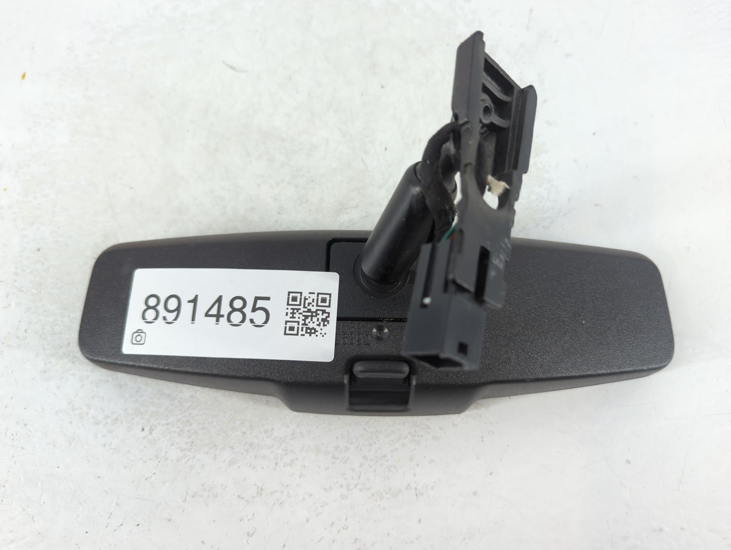 2010-2017 Chevrolet Equinox Interior Rear View Mirror Replacement OEM P/N:E11046392 IE11026392 Fits OEM Used Auto Parts - Oe