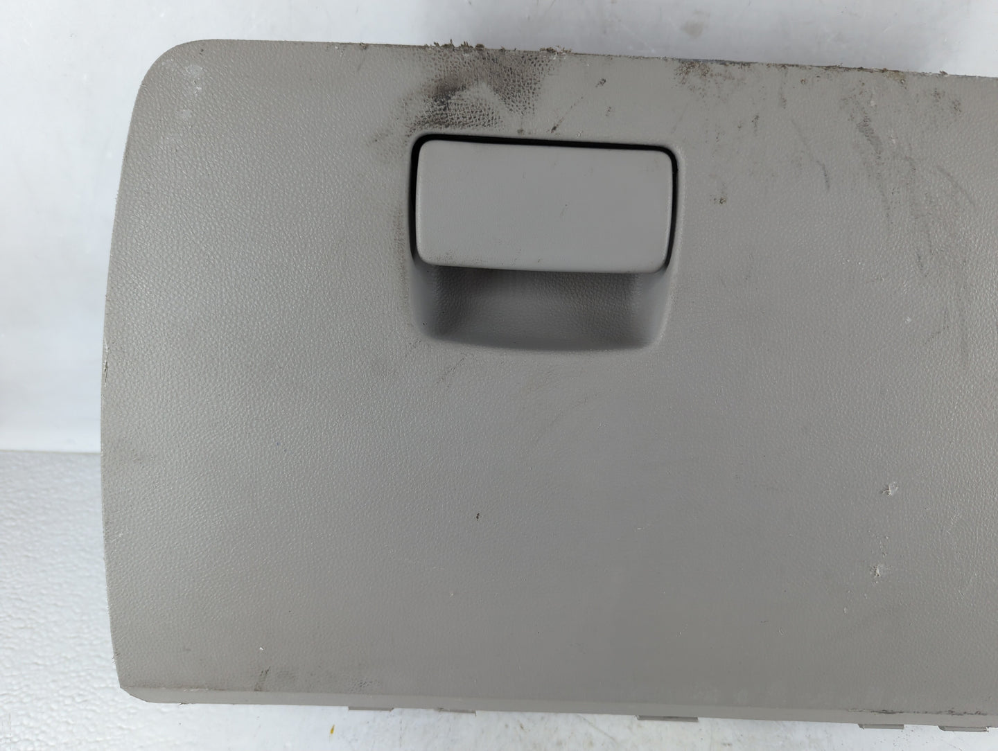2015 Chevrolet Equinox Passenger Glove Box Door Storage Compartment 891497 - Oemusedautoparts1.com