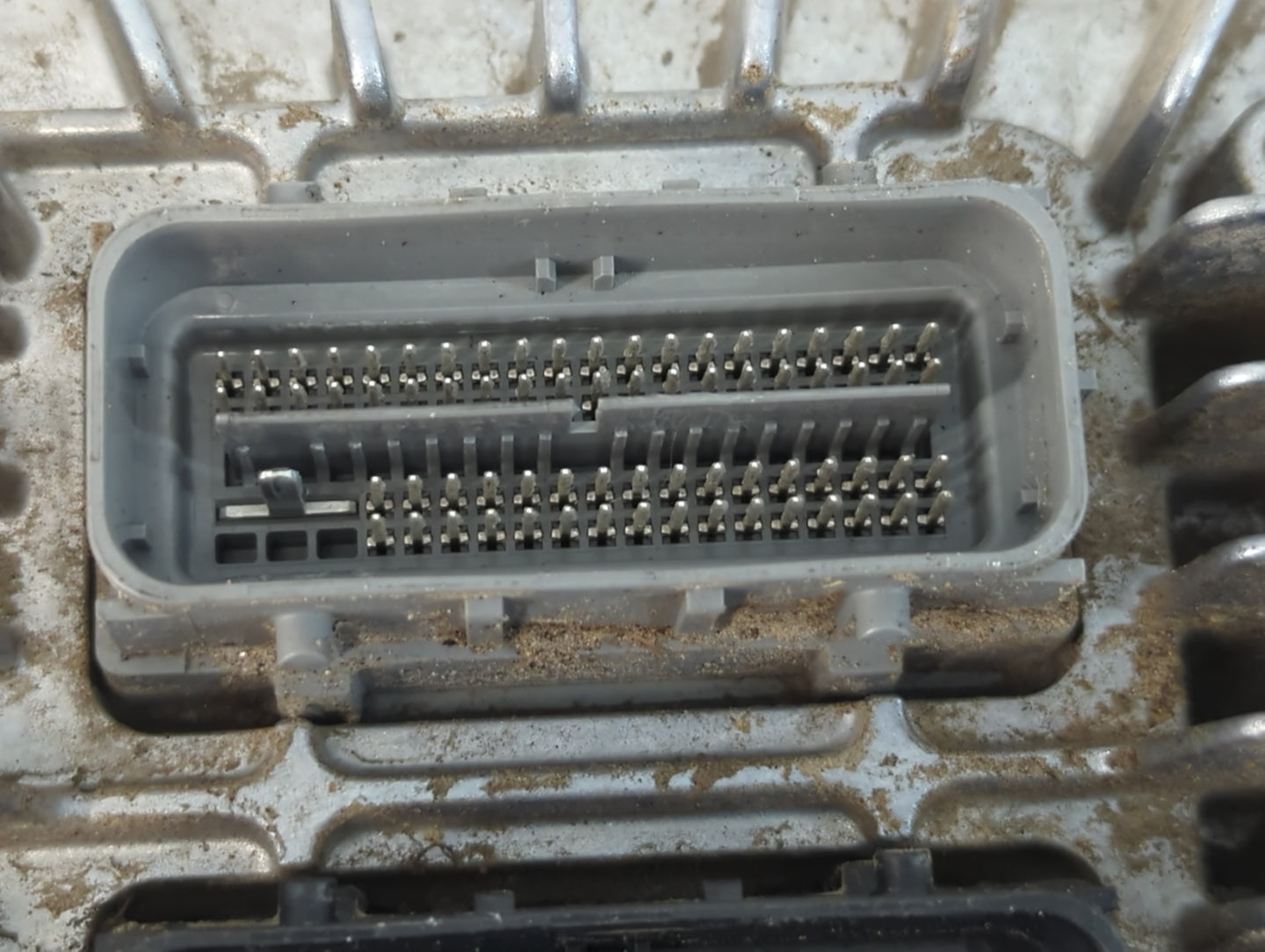 2013-2016 Chevrolet Equinox PCM Engine Control Computer ECU ECM PCU OEM P/N:12651807 Fits Fits 2013 2014 2015 2016 OEM Used 