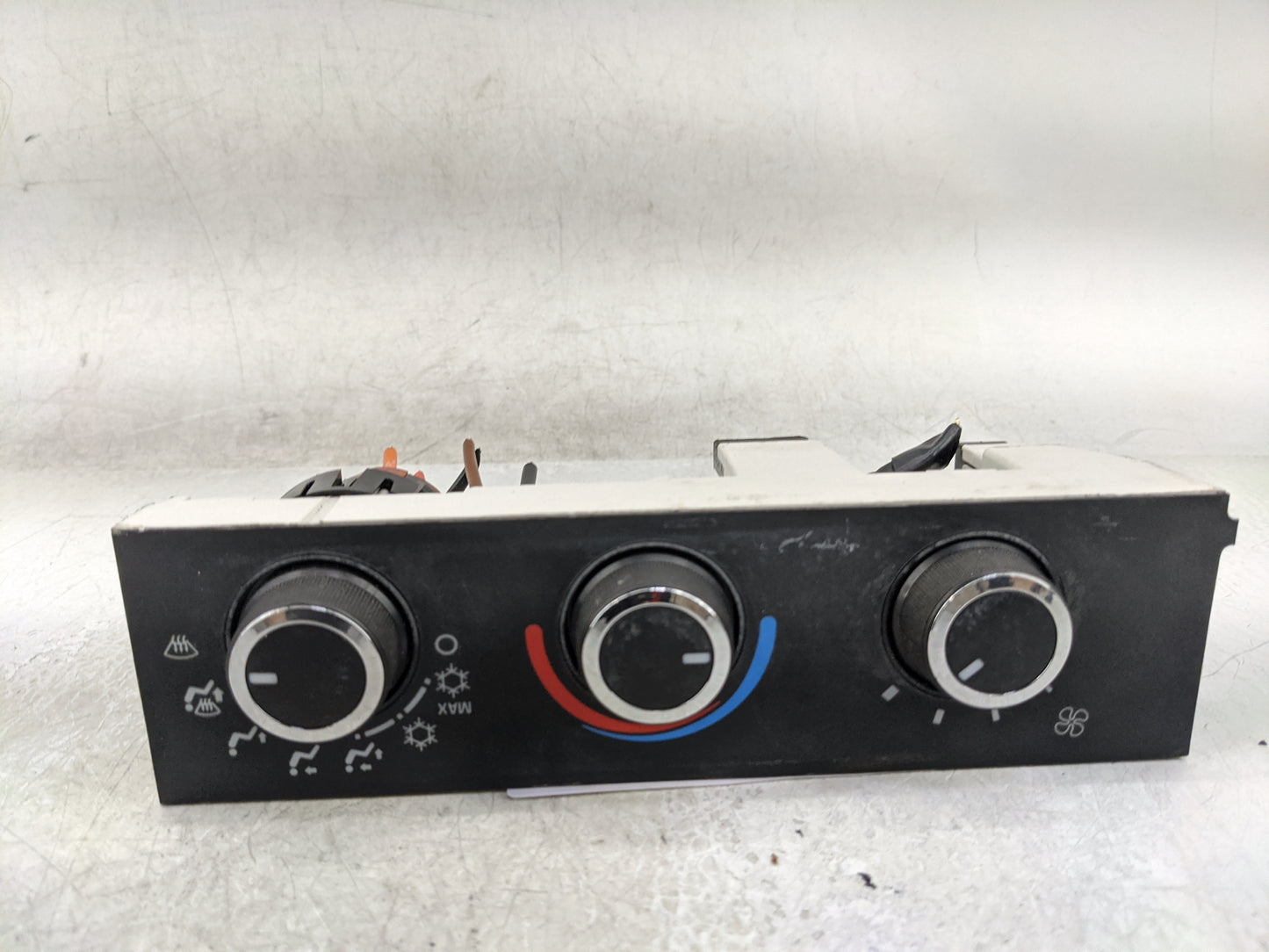 2008-2021 Chevrolet Express 2500 Climate Control Module Temperature AC/Heater Replacement P/N:15773678 Fits OEM Used Auto Pa