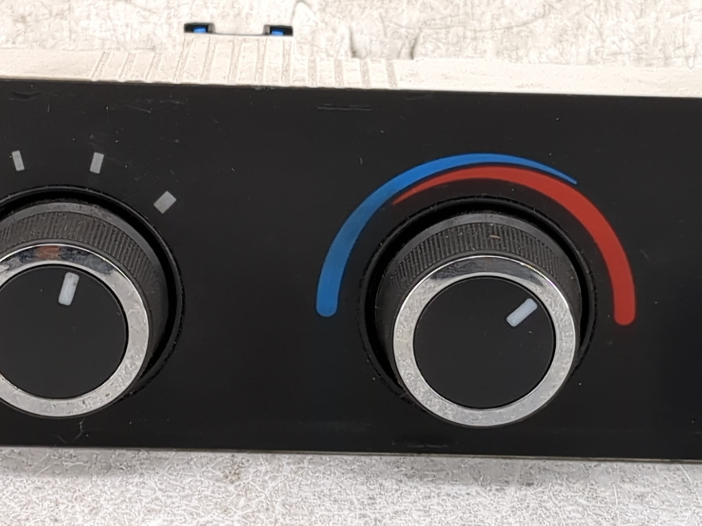 2008-2021 Chevrolet Express 2500 Climate Control Module Temperature AC/Heater Replacement P/N:15773678 16202950 Fits OEM Use