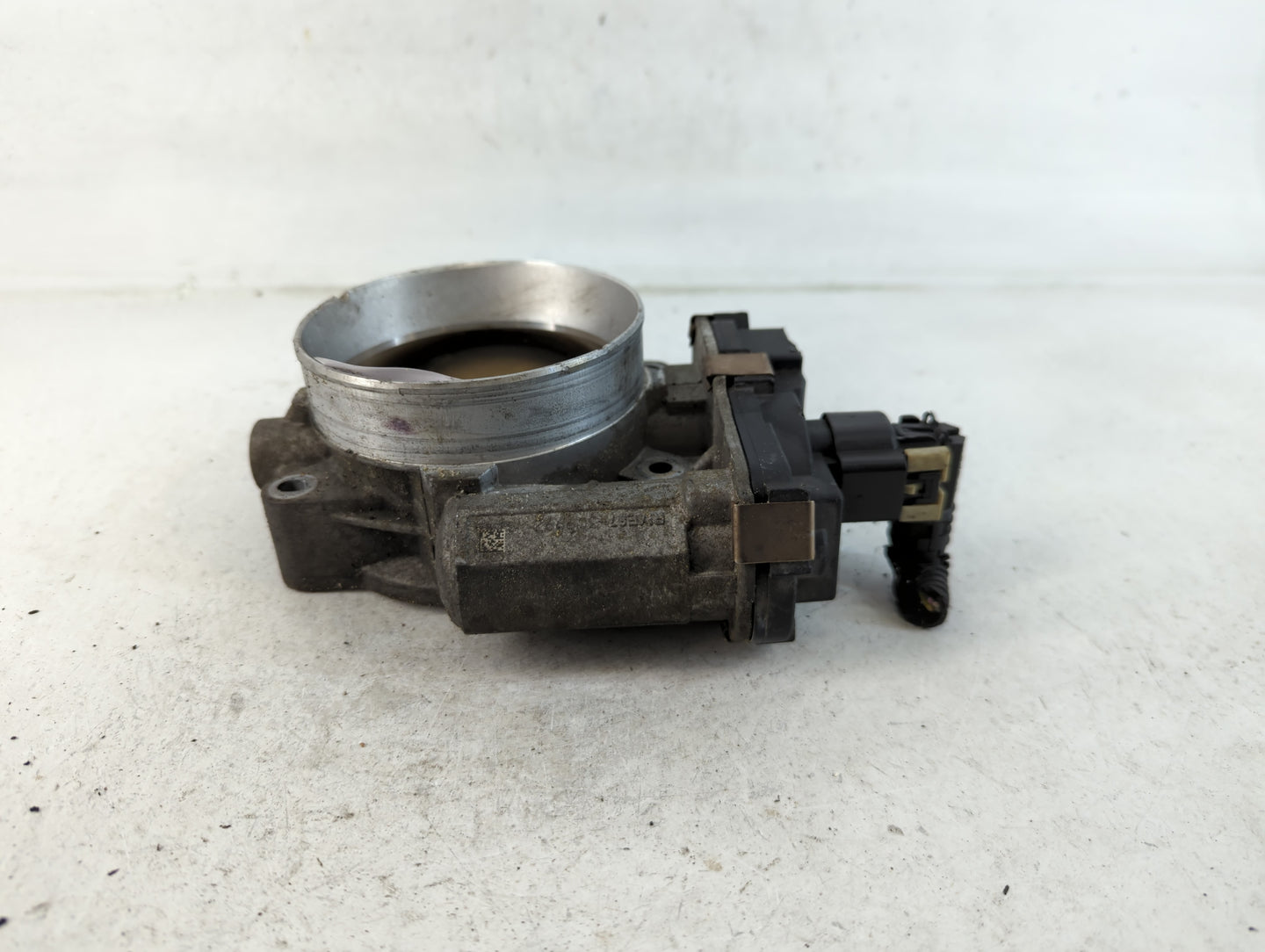 2009-2015 Chevrolet Express 2500 Throttle Body P/N:RME87-3C9992 Fits Fits 2009 2010 2011 2012 2013 2014 2015 OEM Used Auto P