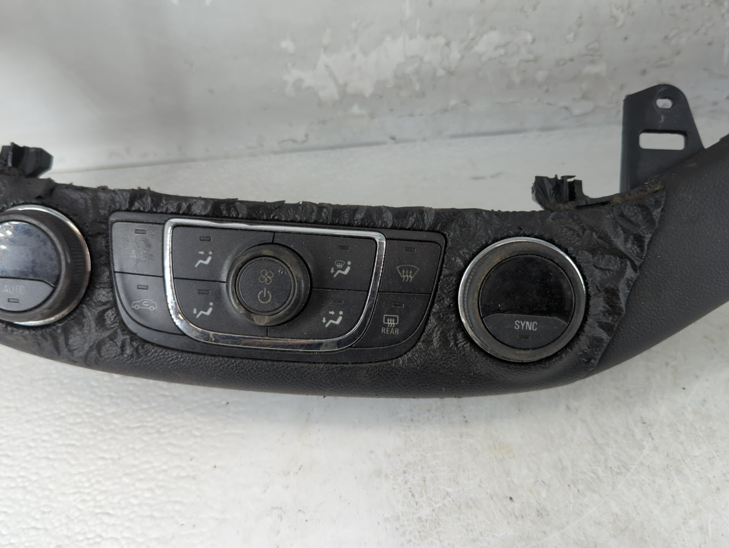 2014-2020 Chevrolet Impala Climate Control Module Temperature AC/Heater Replacement P/N:23453509 Fits OEM Used Auto Parts - 