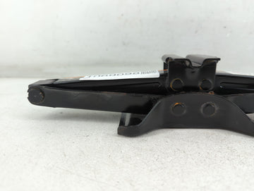 2015 Chevrolet Impala Spare Scissor Car Jack