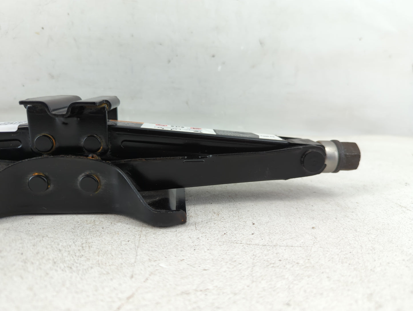 2015 Chevrolet Impala Spare Scissor Car Jack - Oemusedautoparts1.com