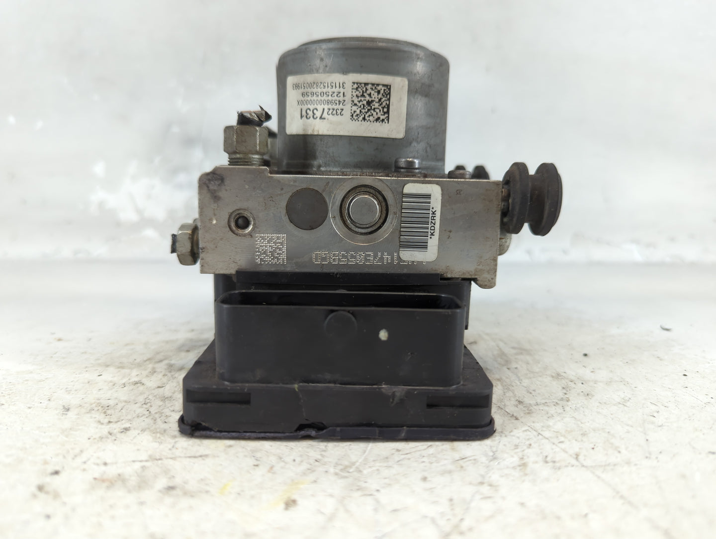 2014-2016 Chevrolet Impala ABS Pump Control Module Replacement P/N:23227331 28492832 Fits Fits 2014 2015 2016 OEM Used Auto 
