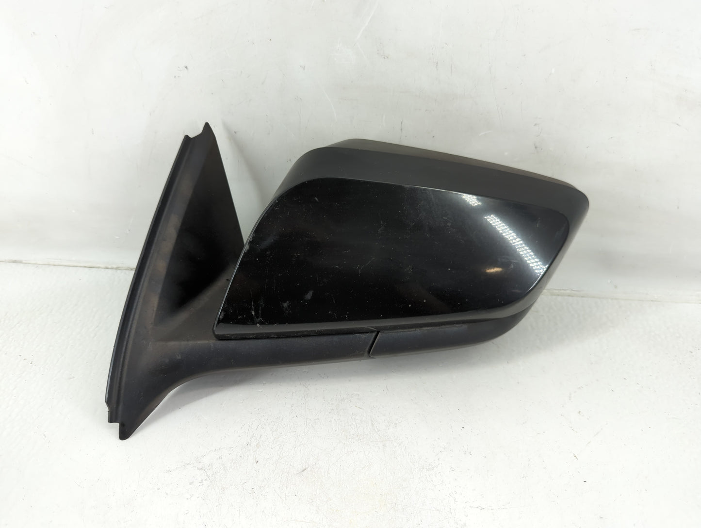 2014-2020 Chevrolet Impala Driver Side View Mirror - Left Door Mirror OEM Used - Oemusedautoparts1.com