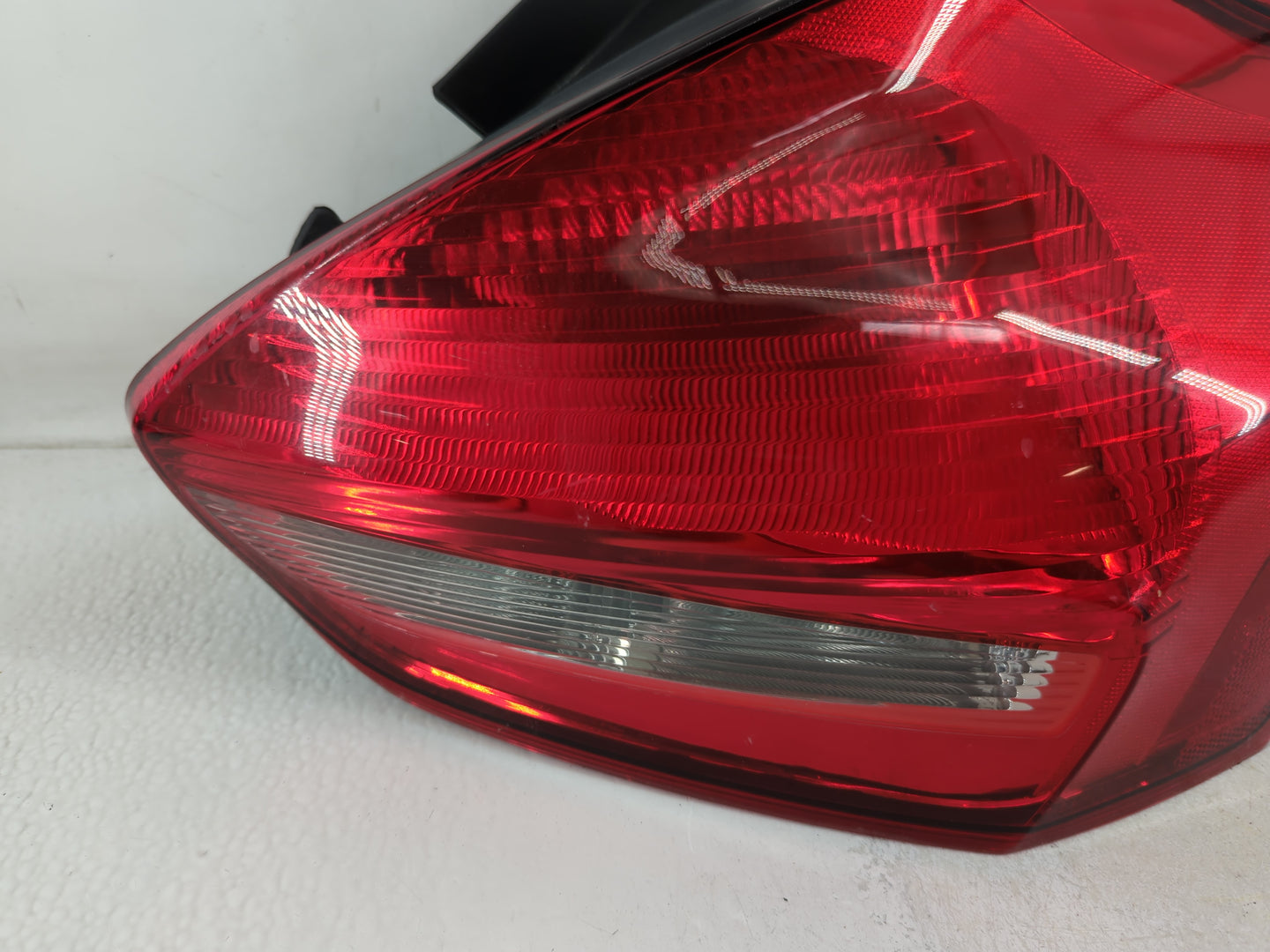 2014-2020 Chevrolet Impala Tail Light Assembly Passenger Right OEM P/N:2243 Fits Fits 2014 2015 2016 2017 2018 2019 2020 OEM