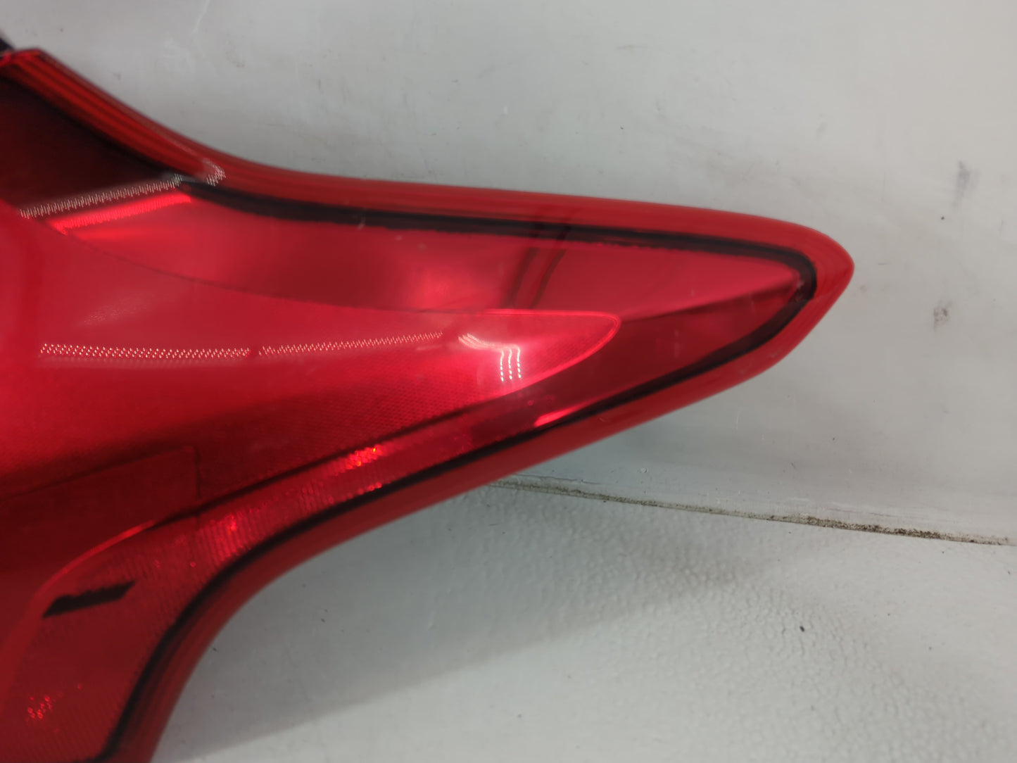 2014-2020 Chevrolet Impala Tail Light Assembly Passenger Right OEM P/N:2243 Fits Fits 2014 2015 2016 2017 2018 2019 2020 OEM