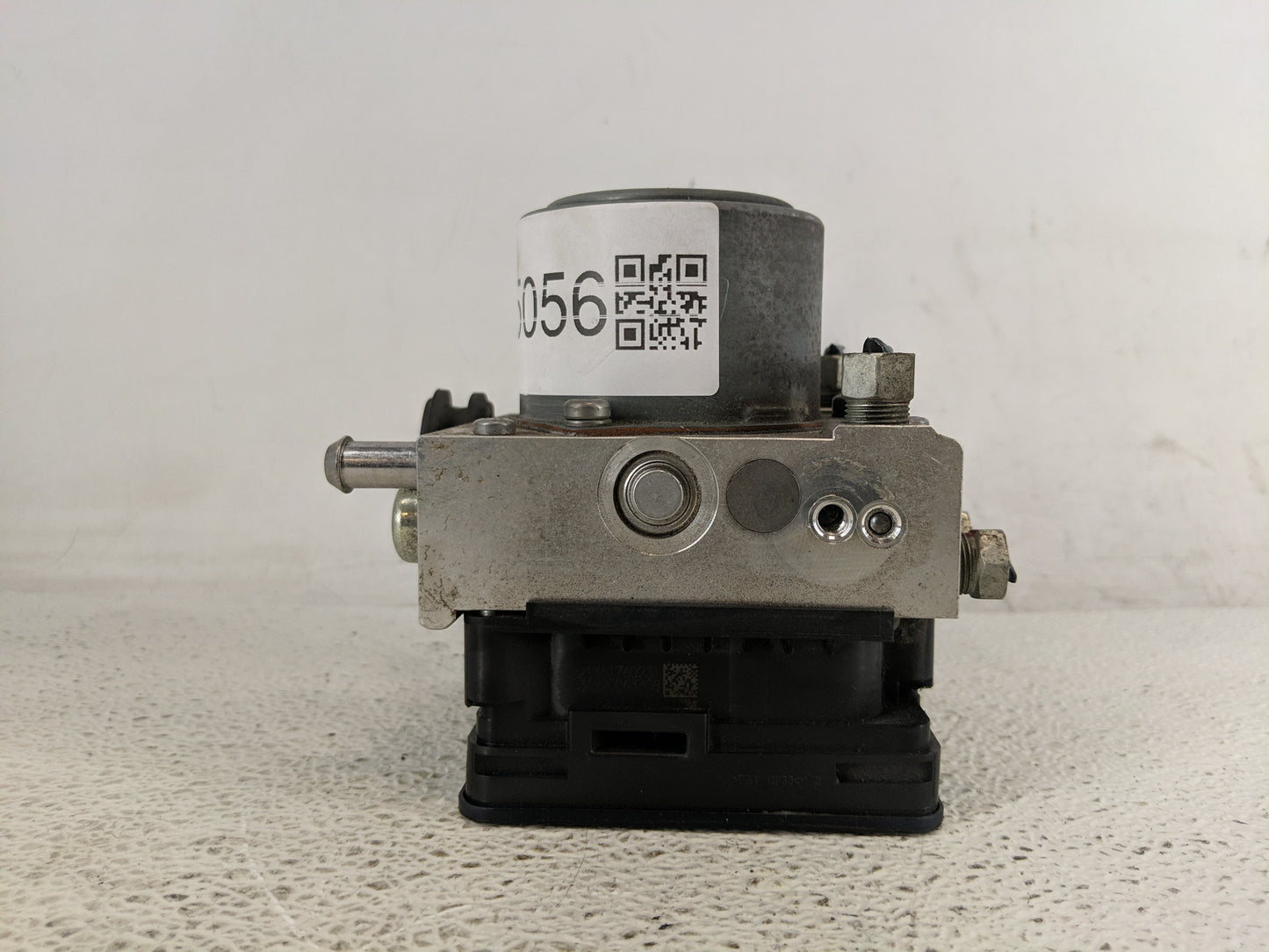 2014-2016 Chevrolet Impala ABS Pump Control Module Replacement P/N:23227331 28492832 Fits Fits 2014 2015 2016 OEM Used Auto 
