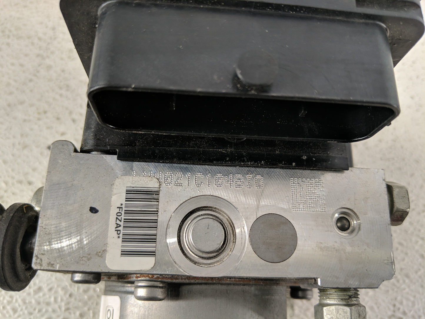 2014-2016 Chevrolet Impala ABS Pump Control Module Replacement P/N:23227331 28492832 Fits Fits 2014 2015 2016 OEM Used Auto 