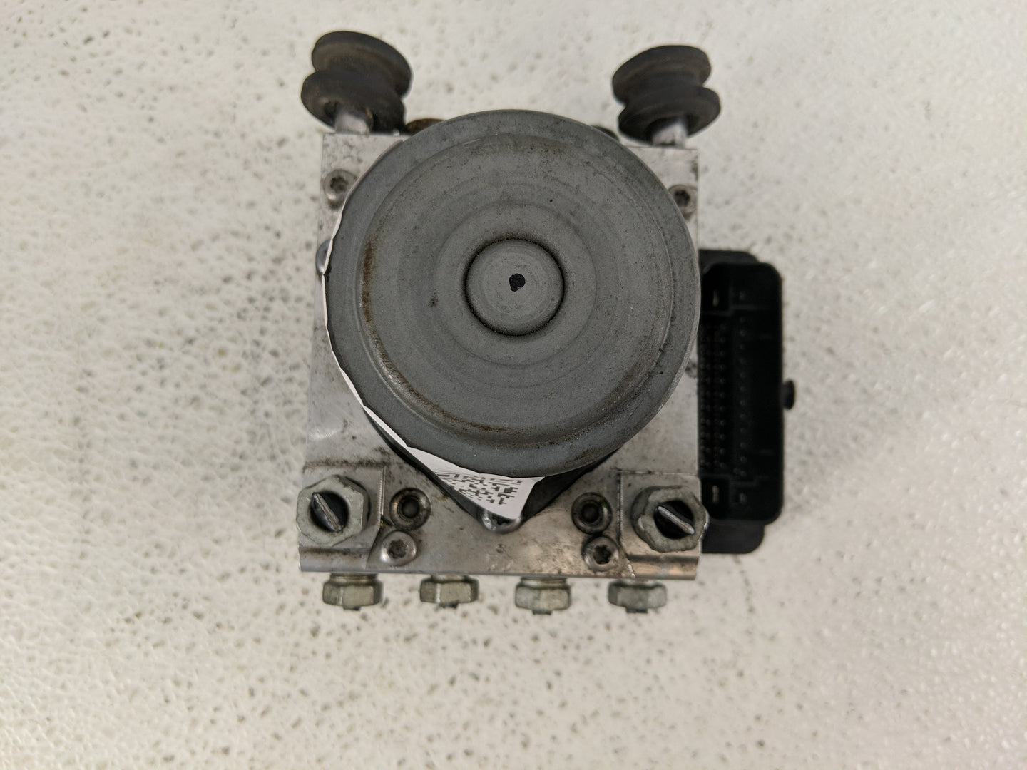 2014-2016 Chevrolet Impala ABS Pump Control Module Replacement P/N:23227331 28492832 Fits Fits 2014 2015 2016 OEM Used Auto 