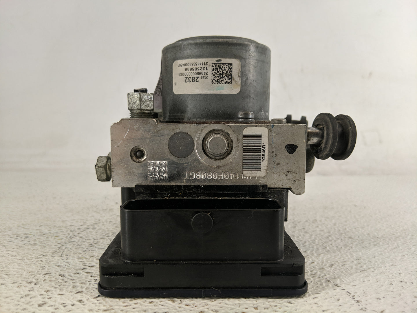 2014-2016 Chevrolet Impala ABS Pump Control Module Replacement P/N:23227331 28492832 Fits Fits 2014 2015 2016 OEM Used Auto 