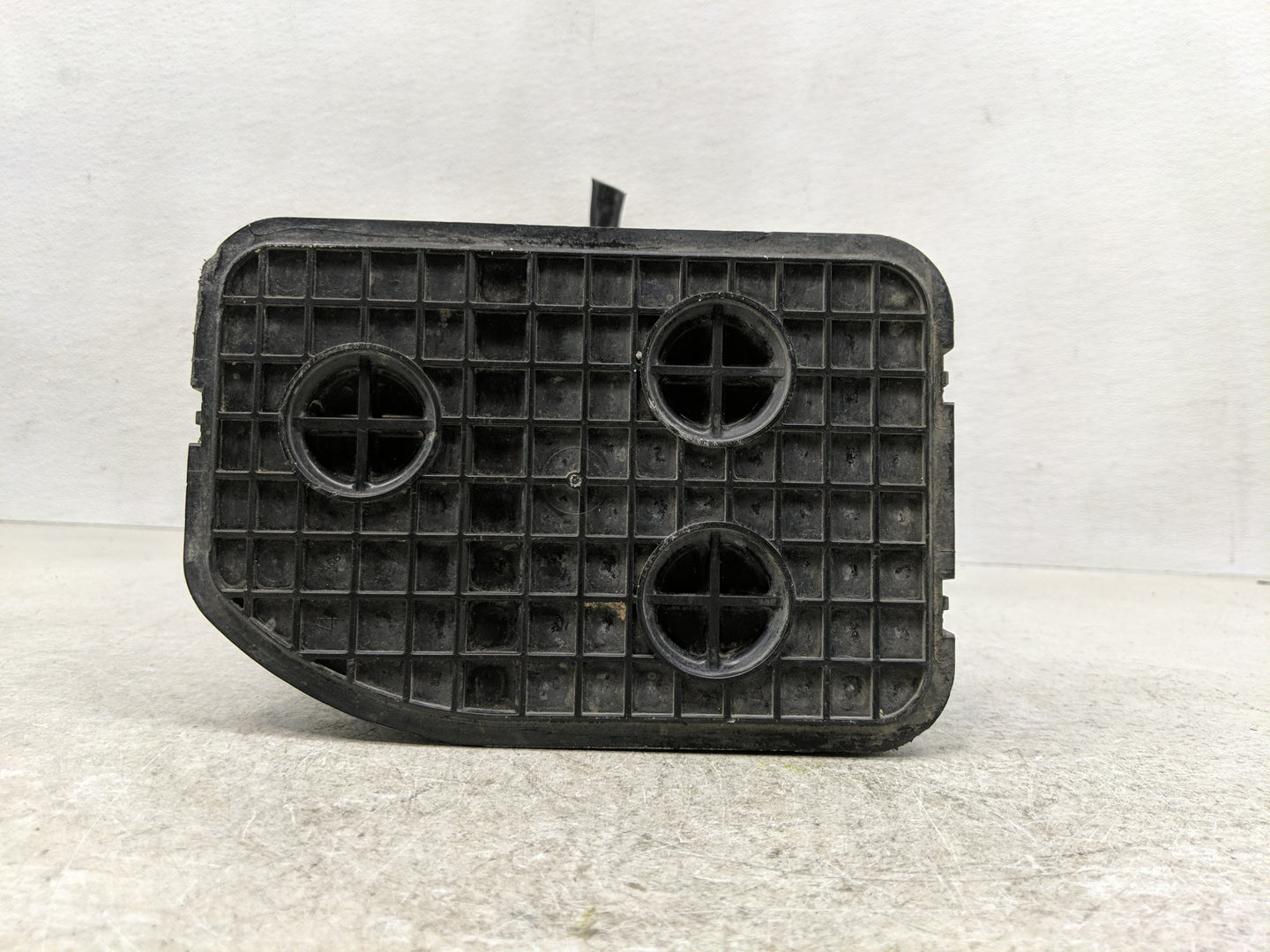 2015 Chevrolet Impala Fuel Vapor Charcoal Canister 1261427 - Oemusedautoparts1.com