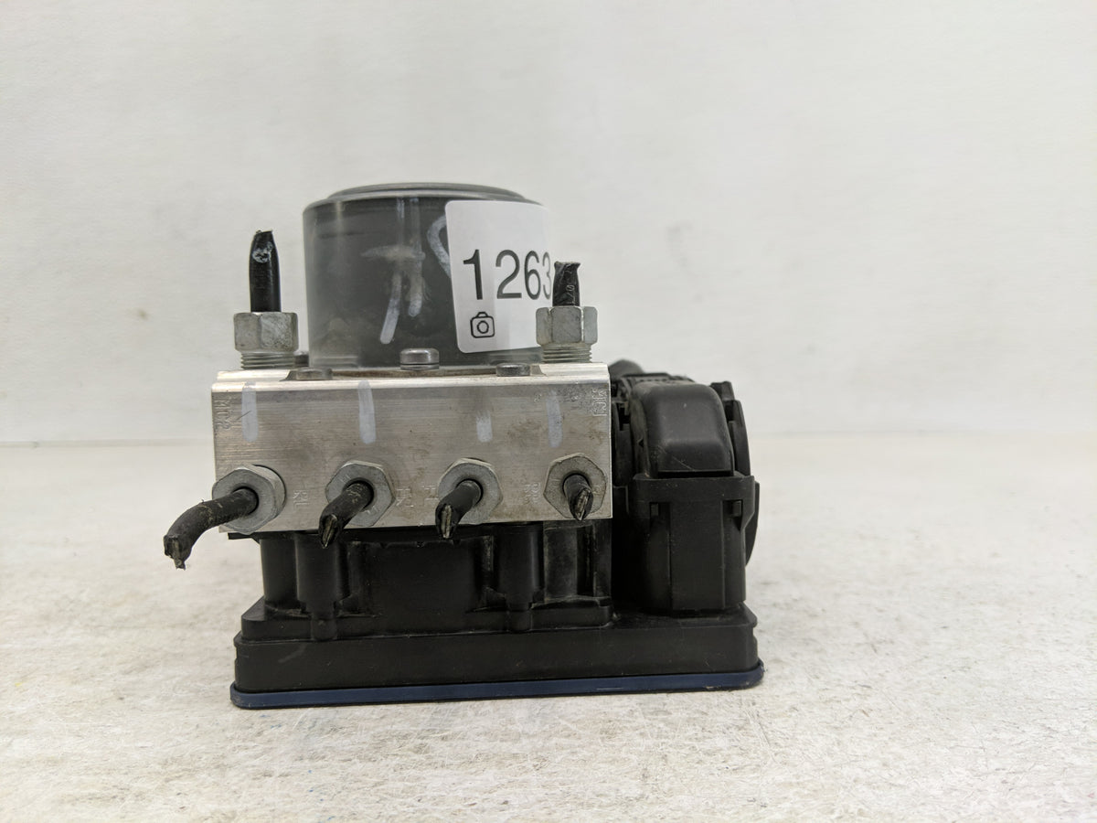 2014-2016 Chevrolet Impala Anti-Lock Brake ABS Pump Module Actuator OEM P/N:23227333 Fits Fits 2014 2015 2016 OEM Used Auto 