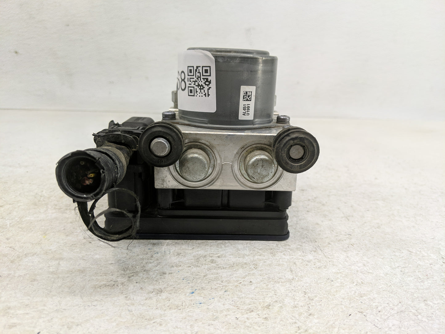 2014-2016 Chevrolet Impala ABS Pump Control Module Replacement P/N:23227333 Fits Fits 2014 2015 2016 OEM Used Auto Parts - O