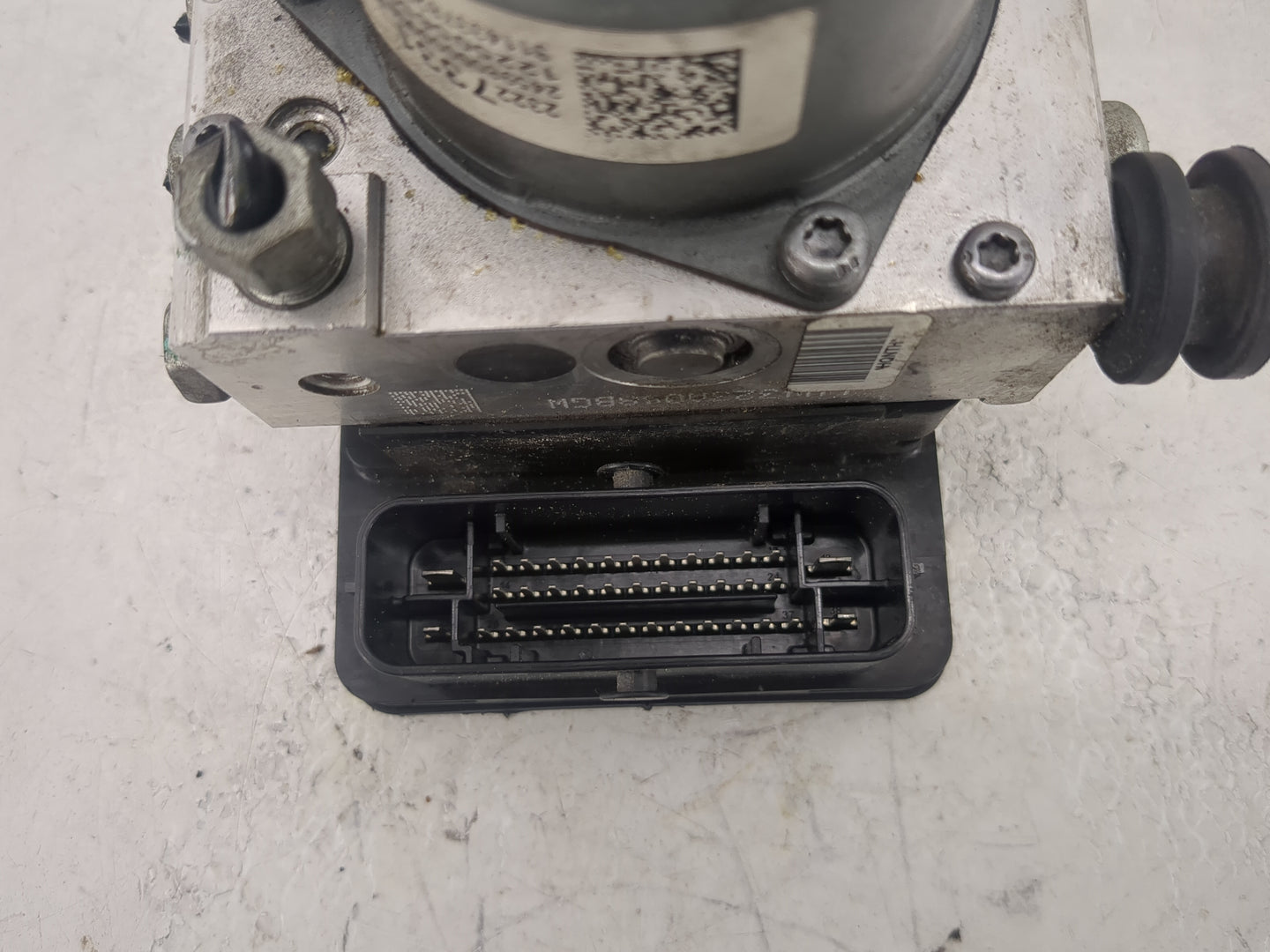 2014-2016 Chevrolet Impala ABS Pump Control Module Replacement P/N:8511207 23227333 Fits Fits 2014 2015 2016 OEM Used Auto P