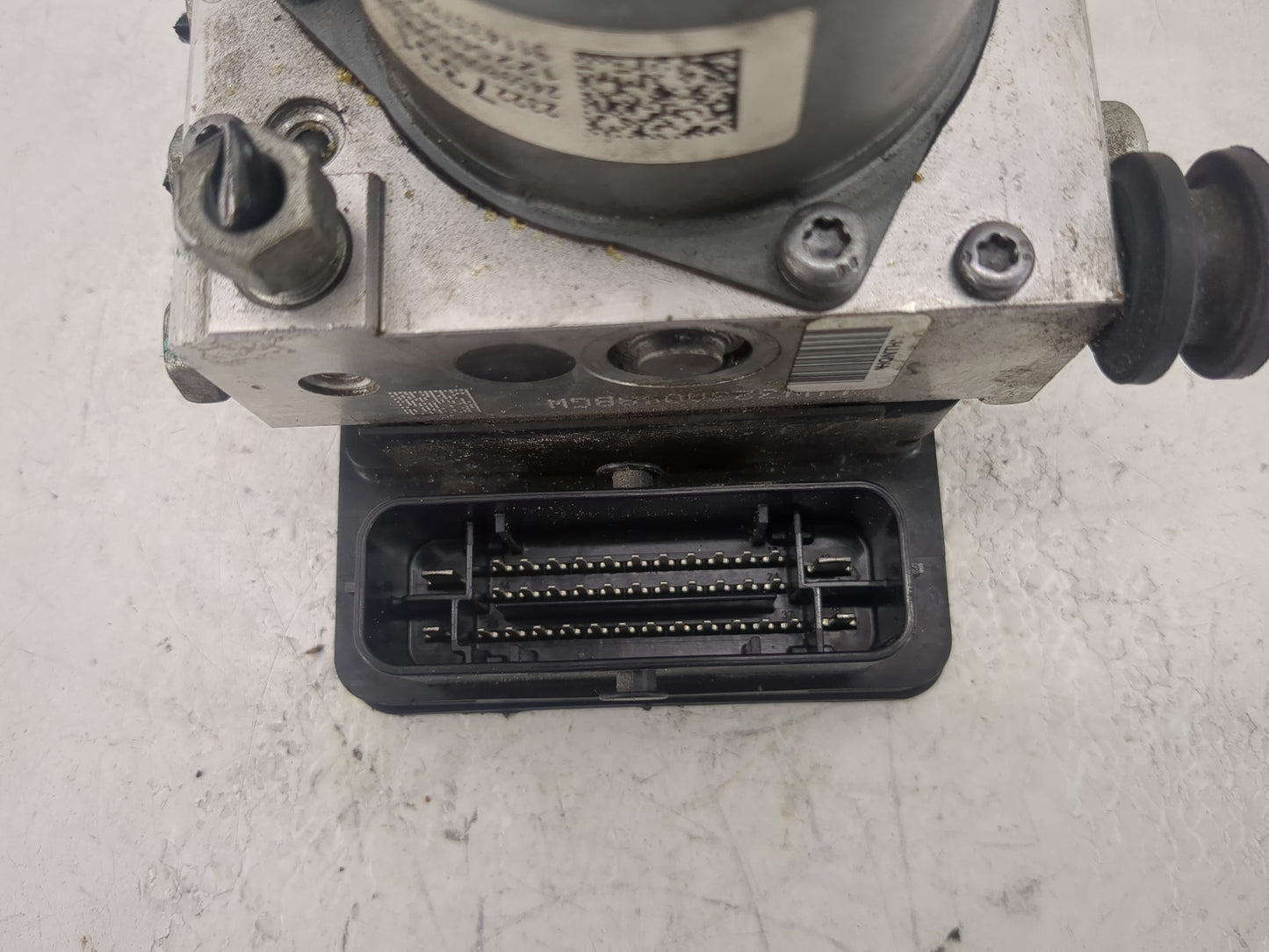 2014-2016 Chevrolet Impala ABS Pump Control Module Replacement P/N:8511207 23227333 Fits Fits 2014 2015 2016 OEM Used Auto P