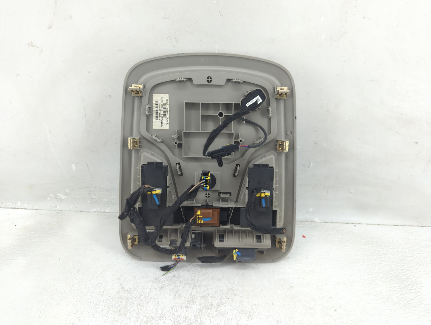 2015 Chevrolet Impala Overhead Roof Console - Oemusedautoparts1.com