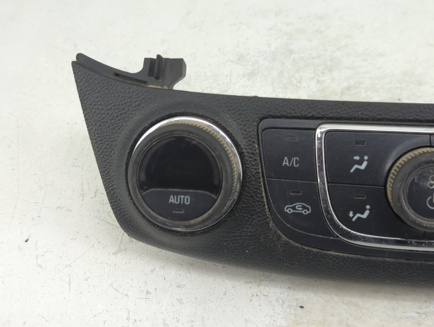 2014-2020 Chevrolet Impala Climate Control Module Temperature AC/Heater Replacement P/N:23453509 Fits OEM Used Auto Parts - 