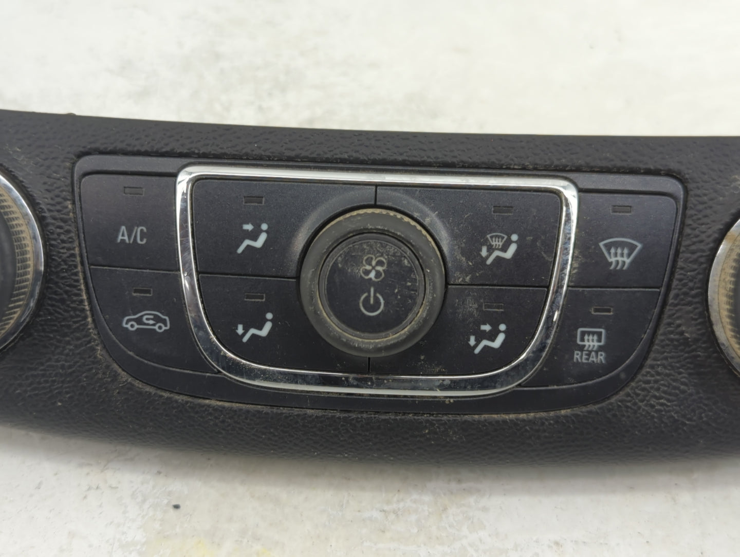 2014-2020 Chevrolet Impala Climate Control Module Temperature AC/Heater Replacement P/N:23453509 Fits OEM Used Auto Parts - 
