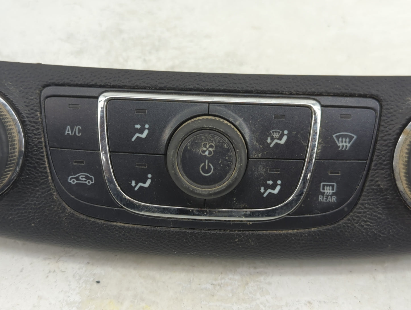 2014-2020 Chevrolet Impala Climate Control Module Temperature AC/Heater Replacement P/N:23453509 Fits OEM Used Auto Parts - 