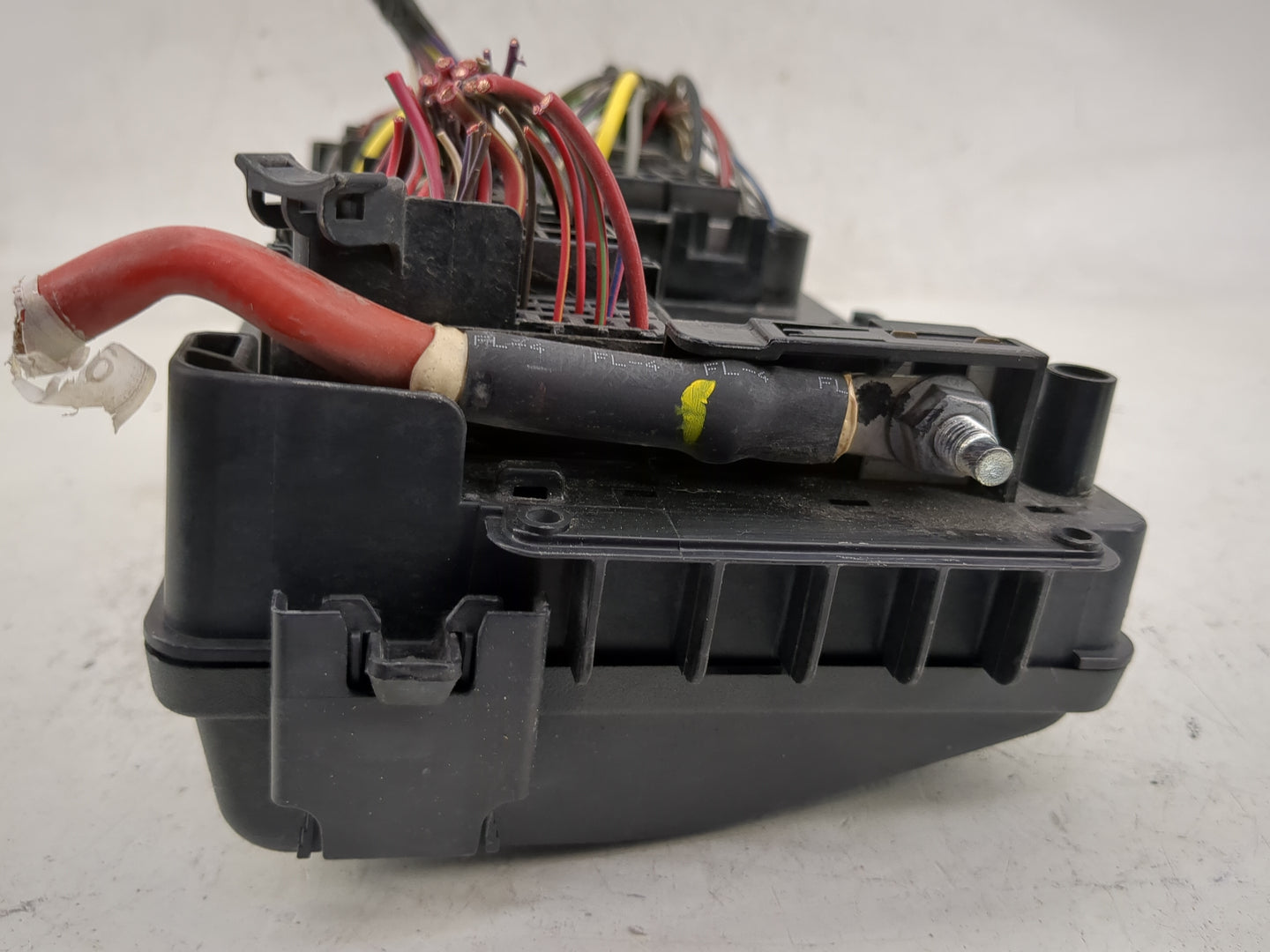 2014-2015 Chevrolet Impala Fusebox Fuse Box Panel Relay Module P/N:20981711 Fits Fits 2014 2015 OEM Used Auto Parts - Oemuse