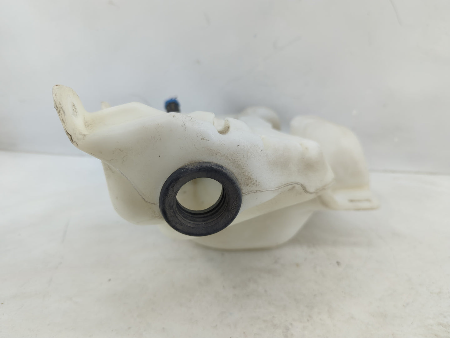 2014-2020 Chevrolet Impala Windshield Washer Fluid Reservoir Bottle Oem - Oemusedautoparts1.com