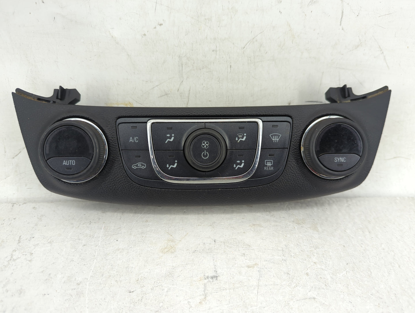 2014-2020 Chevrolet Impala Climate Control Module Temperature AC/Heater Replacement P/N:000235226 23453509 Fits OEM Used Aut
