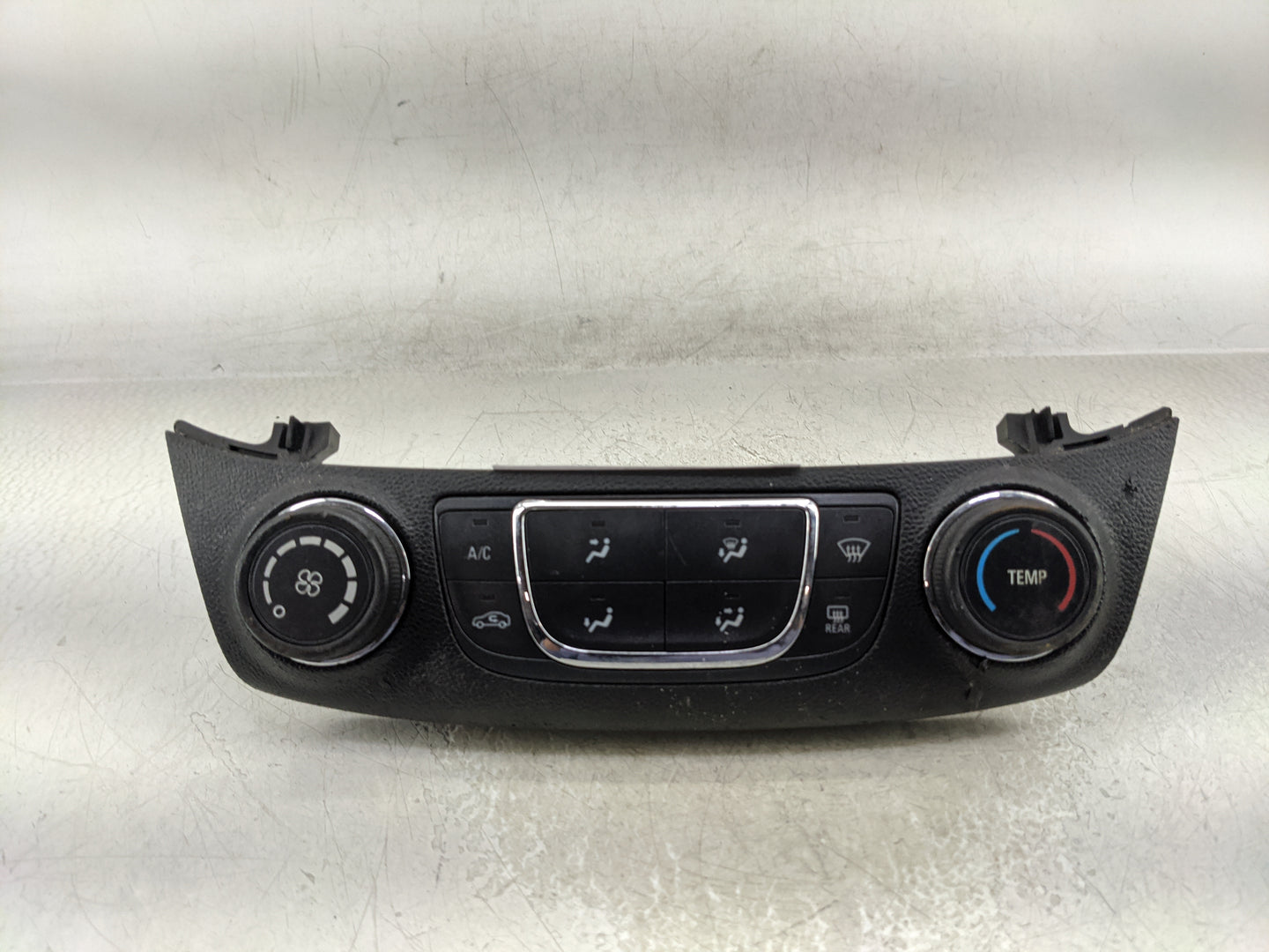 2014-2020 Chevrolet Impala Climate Control Module Temperature AC/Heater Replacement P/N:000235226 23453508 Fits OEM Used Aut