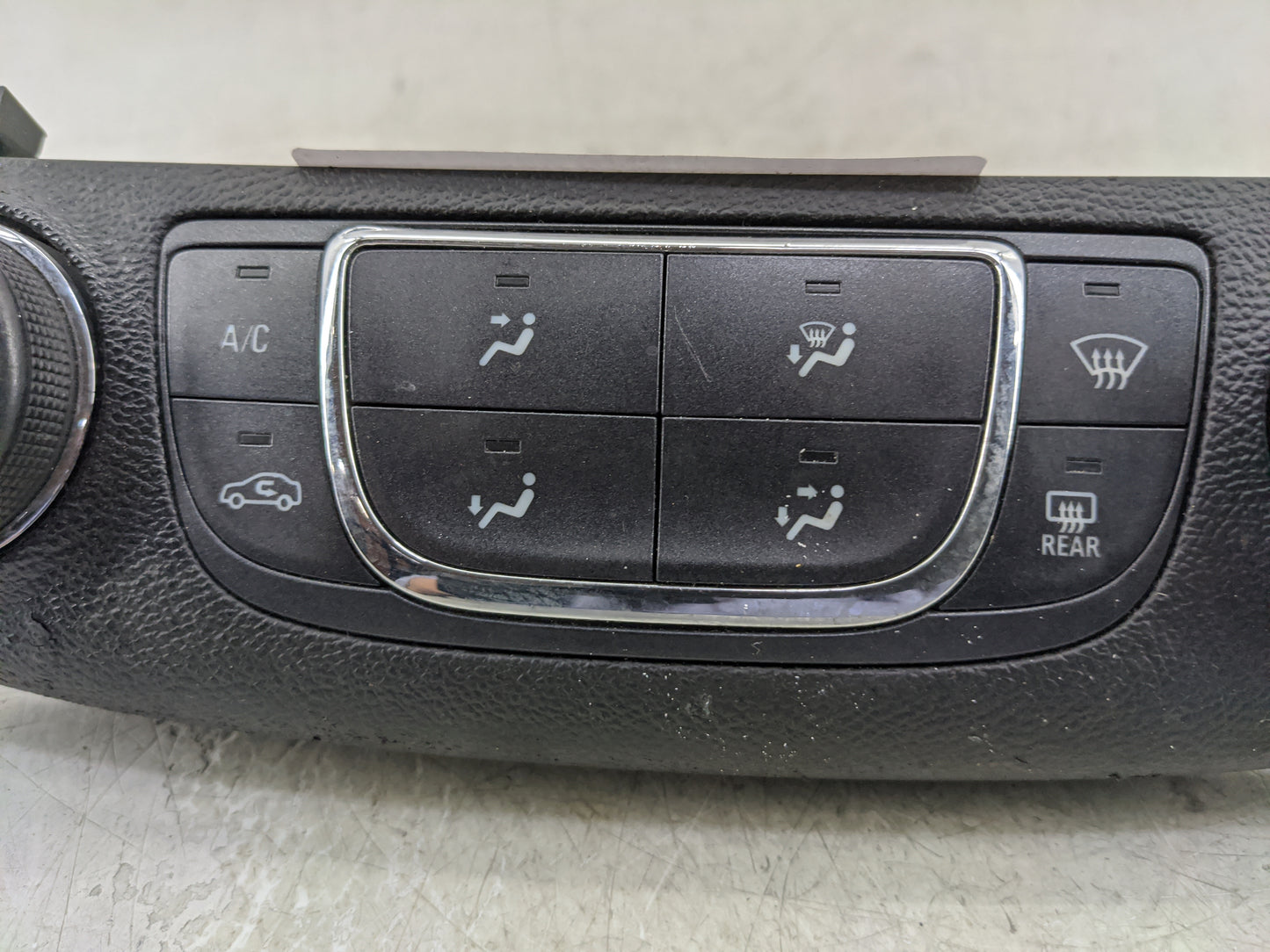 2014-2020 Chevrolet Impala Climate Control Module Temperature AC/Heater Replacement P/N:000235226 23453508 Fits OEM Used Aut
