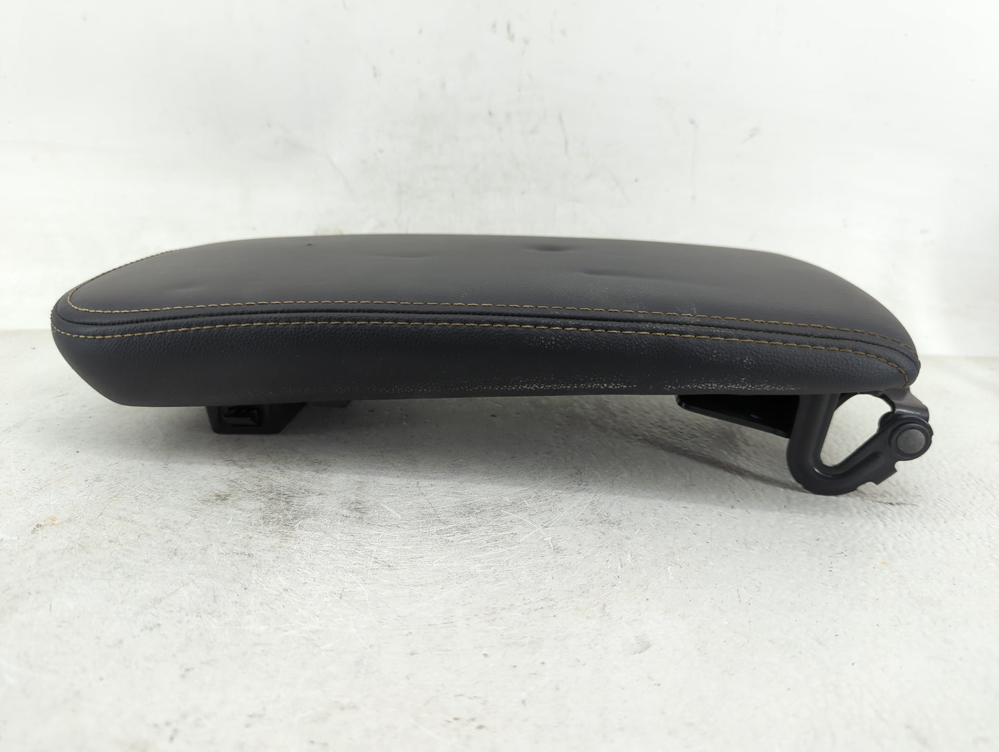 2015 Chevrolet Impala Center Console Armrest Cover Lid Fits OEM Used Auto Parts - Oemusedautoparts1.com