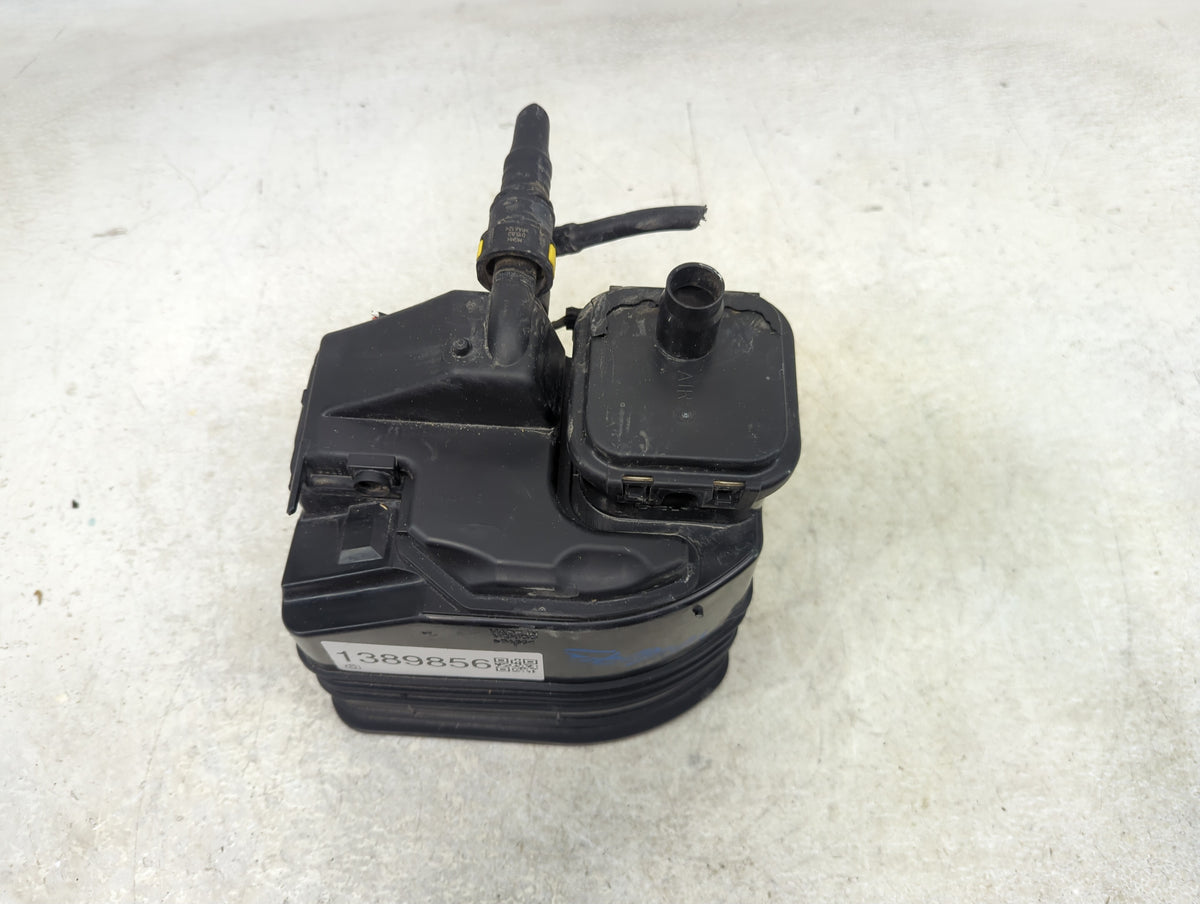 2015 Chevrolet Impala Fuel Vapor Charcoal Canister 1389856 - Oemusedautoparts1.com